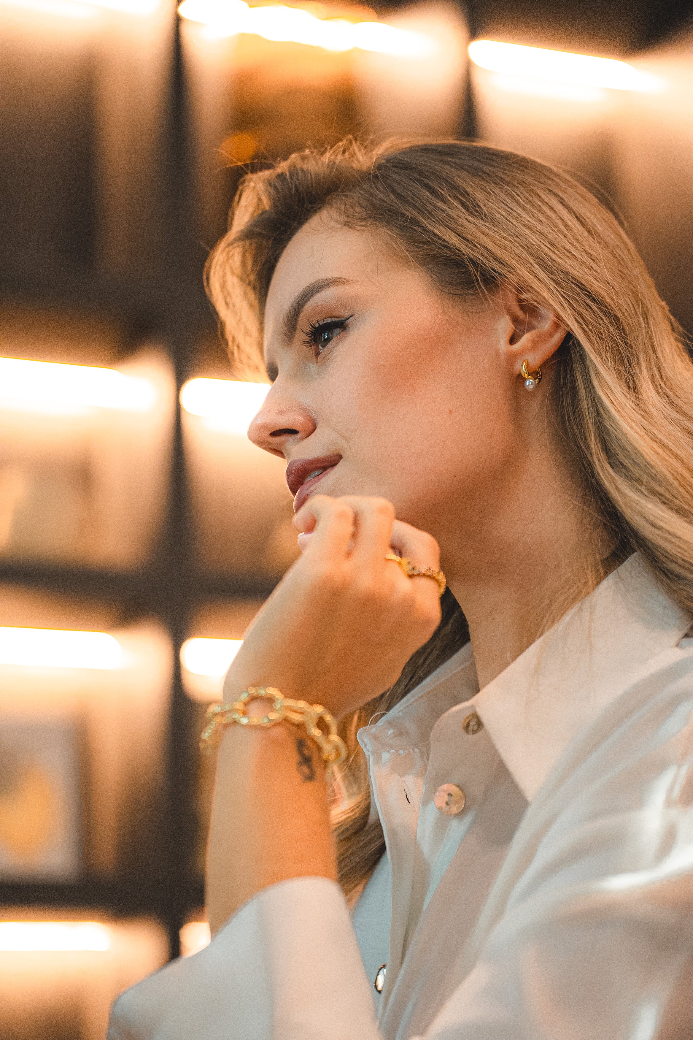 PENDIENTE LUNA PEARL (aro con perla)