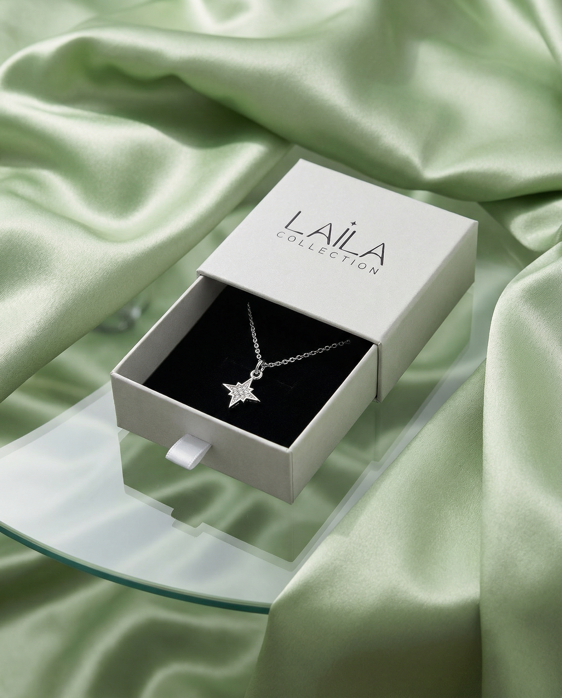 Collar Stella